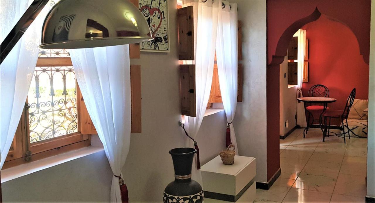 Villa Jenny Lynn Marrakech Tameslouht Exterior photo